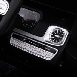 Mercedes Benz AMG G63